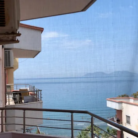 Val 'vlora Lungomare Apartment