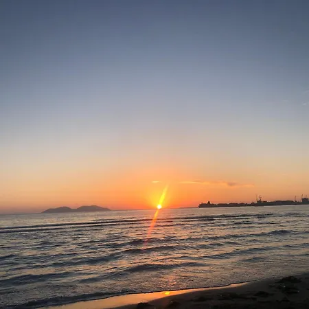 Val 'vlora Lungomare * Vlorë