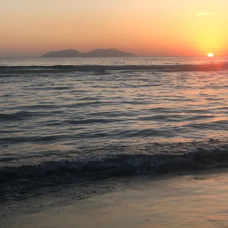 Val 'vlora Lungomare * Vlorë