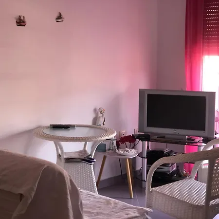 Val 'vlora Lungomare Apartment