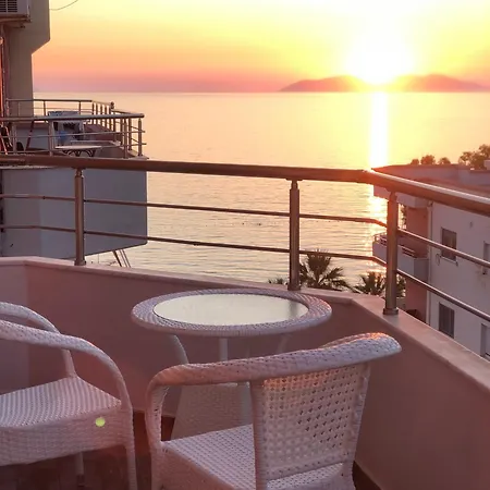 Val 'vlora Lungomare * Vlorë