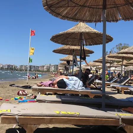 Val 'vlora Lungomare