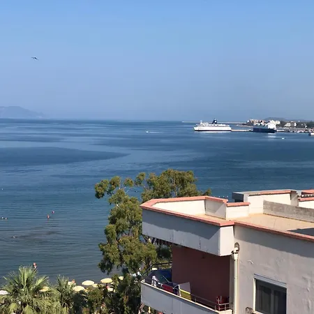 Val 'vlora Lungomare アパート Vlorë