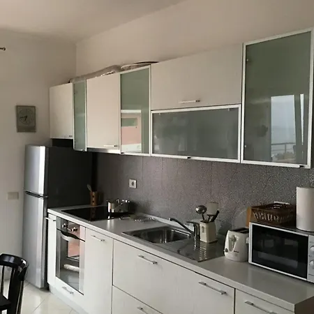 Val 'vlora Lungomare アパート Vlorë